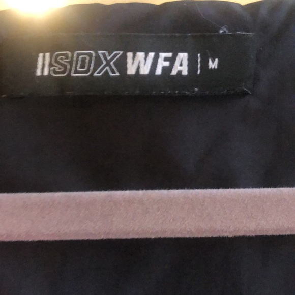 Sarah’s Day X WFA premium windbreaker black - Picture 5 of 8